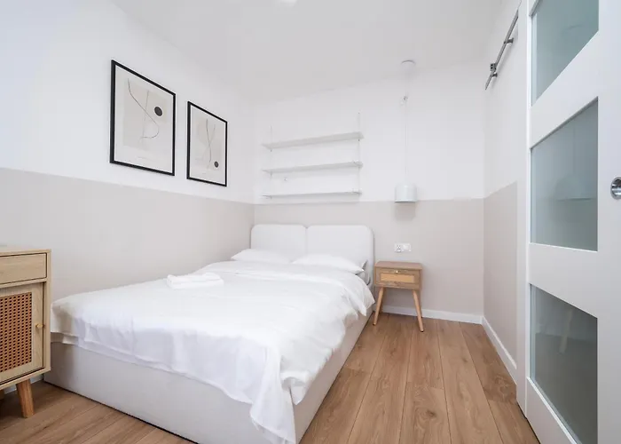 Apartman Zelwerowicza Bright By Bookinghost *