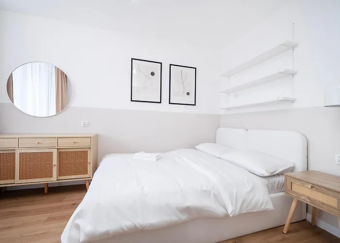 Apartman Zelwerowicza Bright By Bookinghost