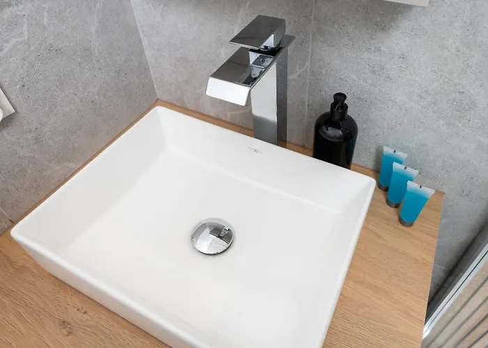 Zelwerowicza Bright By Bookinghost Łódź